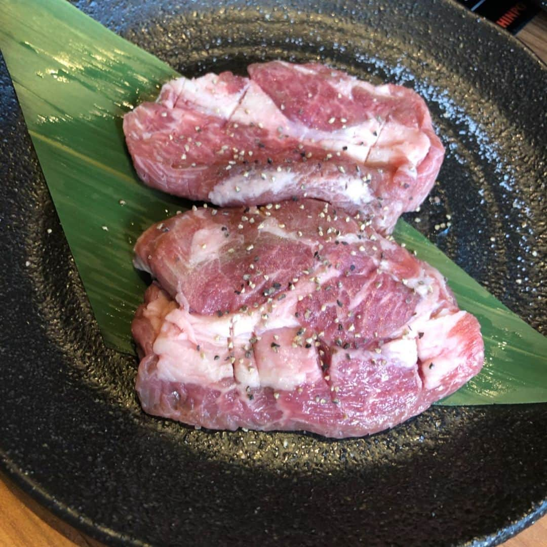 世手子さんのインスタグラム写真 - (世手子Instagram)「I want to go to France when I eat Genghis Khan(^_−)−☆ I ate lamb that is said to be good for dieting(*´-`) Thank you for everybody's comments(*⁰▿⁰*) I love everyone(๑>◡<๑) @genghiskhan.kirishima #ジンギスカン霧島 水道橋店がオープンしたよ（≧∇≦） #水道橋駅西口 からすぐそば！！！ #ジン霧アンバサダー として行ってきたよ٩( 'ω' )و #ランプ肉のステーキ めっちゃ美味しかったー！ #羊肉 と言えばフランスでよく食べられてるイメージ(^^)v #フランスに乾杯 してる気分になれちゃうお店だよー♪( ´θ｀)ノ 最近めっちゃ冷麺にハマってる私ww 冷麺もおいしすぎたよー(^-^)v #水道橋グルメ にぴったりだね(*´∀`)♪ 是非皆さん行ってみてください(=´∀｀) 5月は本当グルメにお出かけしたなーwww 他にも5月は楽しみがいっぱいっっ 5/16から #vioマルシェミニ 渋谷ヒカリエが始まるよっっ #ラム肉ダイエット に #オーガニック とますます美食が止まらないww #ヴィオ #ラム肉専門店  #ラム肉最高  #ラム肉  #ジンギスカン大好き  #ジンギスカン🐑」5月13日 17時01分 - rojide