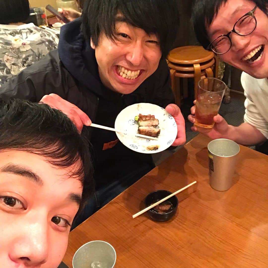 せいやさんのインスタグラム写真 - (せいやInstagram)「せいやの食べ歩きツアー、第4弾新宿編 ゲスト男性ブランコ平井 電気ブランたいへー、最高記録の7軒回りました！歌謡曲カフェなども撮れ高最高でした！ そしてなんと、発表はいまの第3弾までなんですが、このツアー第6弾まで進んでおります！ しかも第6弾発表のときにみなさまに重大発表もございます！ 次はあなたの街に行くかも」5月13日 23時33分 - seiya_shimofuri