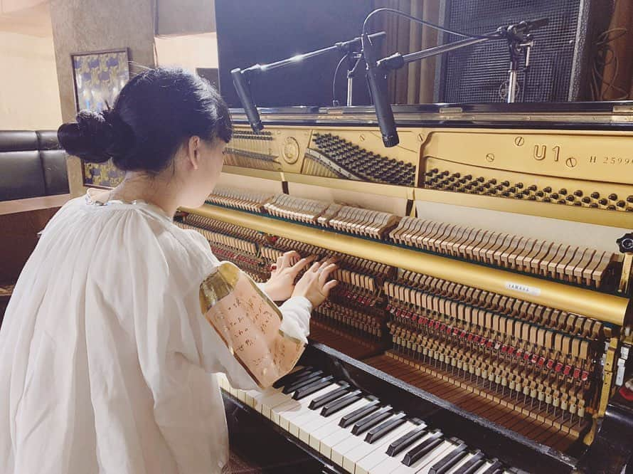 青葉市子さんのインスタグラム写真 - (青葉市子Instagram)「5.12 440🎹」5月13日 18時44分 - ichikoaoba