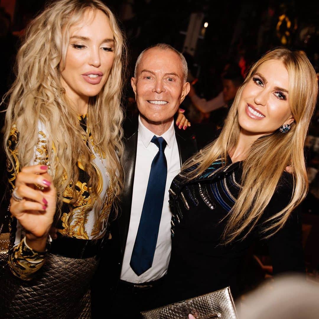 のインスタグラム：「Embracing glamour before the 72nd edition of #cannesfilmfestival | @kapchuk, @shermanalice and Jean-Claude jitrois  at @fashionjointofficial event for the #jitrois x Alina-London design capsule collection | Empowering the woman vision also described by #thierryfremaux | #amfAR #hotelducapedenroc coming soon.  #coutureleather」