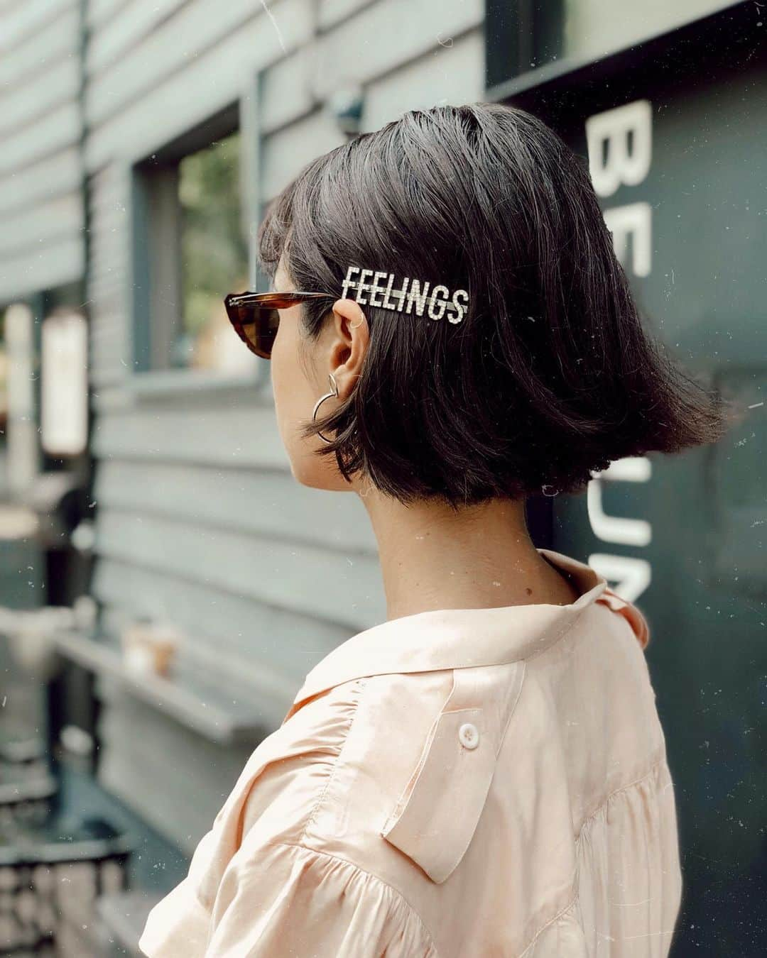 大屋夏南さんのインスタグラム写真 - (大屋夏南Instagram)「so deep in my feelings.  最近のお気に入り❤️ ・ ・ #booedup #hairstyles #hairpins #ヘアピン」5月13日 19時01分 - __kana_oya__