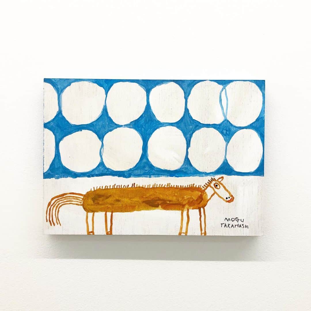 Mogu Takahashiのインスタグラム：「A horse under the table 210x297mm Gouache on wood / 2019 Sold ﻿—————————————﻿﻿ ﻿﻿ Mogu Takahashi ﻿﻿ “ A Little Hat On You "﻿﻿ ﻿﻿ Exhibition: 8th May - 1st June﻿﻿ ﻿﻿ Lamination Drive ﻿﻿ Gallery hours: Wed - Fri 11-6 / Sat 12-5﻿﻿ 52 Budd St, Collingwood 3066﻿﻿ @lamingtondrive﻿﻿ ————————————————﻿﻿ * If you have any questions about this exhibition and artworks please contact to the gallery by Email. <info@lamingtondrive.com>﻿﻿ ————————————————﻿﻿ #lamingtondrive #melbourne #mogutakahashi #alittlehatonyou」