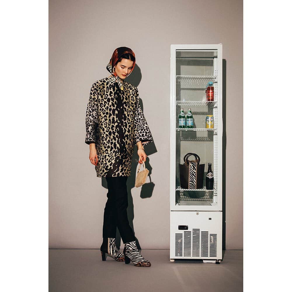 シアタープロダクツのインスタグラム：「-------------------- THEATRE PRODUCTS 2019-20 A/W COLLECTION "LEOPARD COFFEE"  #theatreproducts #シアタープロダクツ #2019autumnwinter #leopardcoffee」