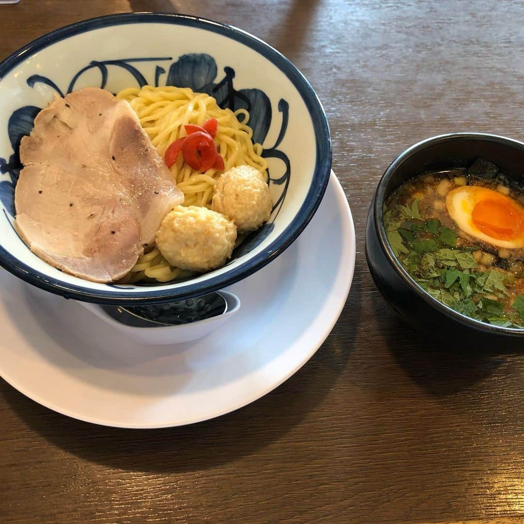 おごせ綾さんのインスタグラム写真 - (おごせ綾Instagram)「##らーめん倶楽部 #ラーメン好き #ラーメンパトロール #ラーメンインスタグラマー #麺スタグラム #麺 #中華 #スープ #味噌ラーメン #醤油ラーメン #noodle #noodles #noodlelover #noodleporn #instanoodle#猫満#新潟#東区#つけ麺#台湾つけ麺 【大食い】つけ麺、ラーメン7種類制覇！あっさり、淡麗、背脂、麻婆、激辛等総重量約5.2kg大食い！じゃんけんもあり？ https://youtu.be/f0YazPwr4ng」5月13日 19時35分 - ogose0123