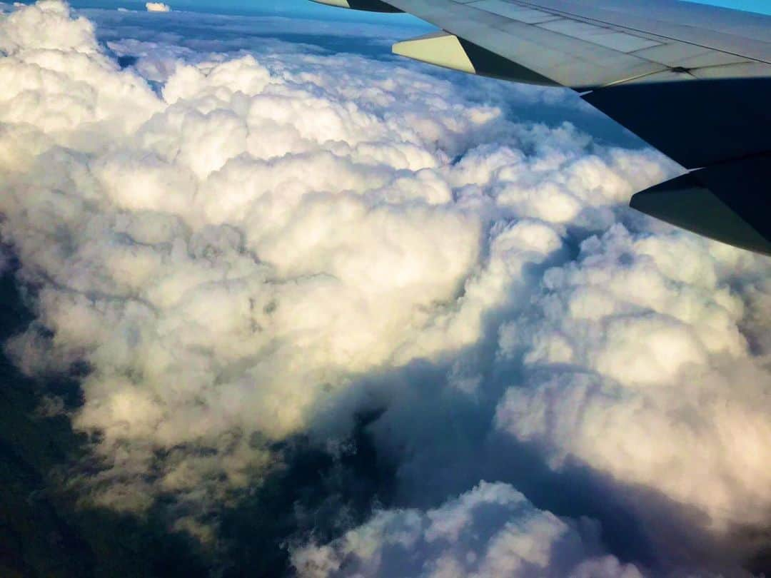 橘花凛さんのインスタグラム写真 - (橘花凛Instagram)「雲とるのすき☁️ロケ頑張ります🥰」5月13日 19時37分 - rintakahashi0809