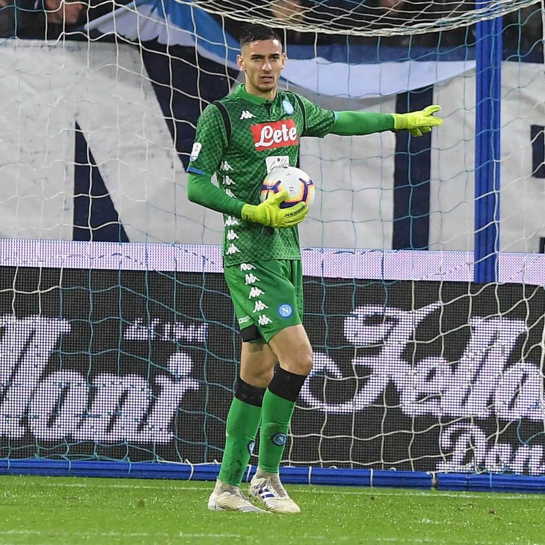 SSCナポリさんのインスタグラム写真 - (SSCナポリInstagram)「Two splendid goals and some super saves from @alex_meret! ❓What do you think was the key moment of #SpalNapoli? 💙 #ForzaNapoliSempre」5月13日 20時08分 - officialsscnapoli