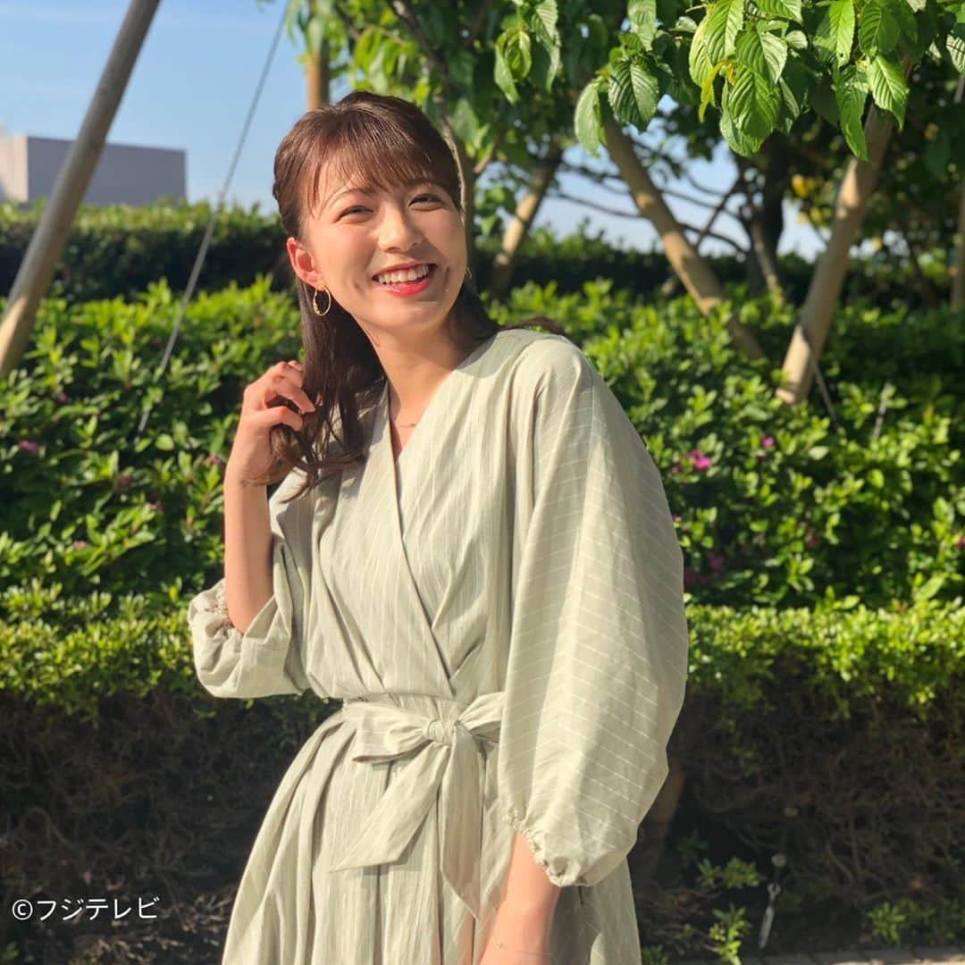 フジテレビ「めざましテレビ」さんのインスタグラム写真 - (フジテレビ「めざましテレビ」Instagram)「5月10日（金）きょう何着て行く？ ・ ファッション雑誌CanCamとコラボしたお天気コーナー「きょう何着て行く？」 阿部華也子ちゃんの毎日のコーデを紹介♪ ・ 【きょうのコーデ】 ワンピース→#RANDA 9900円 靴→#アルネ 1万8000円 ピアス→#Phoebe+ 3000円 ・ 【コーデのポイント】 この春注目の胸元が着物のように重なり合った “カシュクール”デザイン👀✨ ピンストライプのワンピースで取り入れれば きちんと感と女性らしさが手に入ります🧵🎶 柔らかなミントカラーで春らしさもトッピング👗 ・ #めざましテレビ #きょう何着て行く？ #阿部華也子 #今日のコーデ#コーデ #CanCam #今日のファッション#ootd #きょう何着て行く？は月〜金朝6時22分ごろ放送！」5月13日 20時14分 - mezamashi.tv