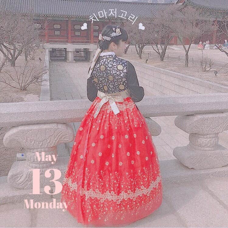 のインスタグラム：「#チマチョゴリ﻿ ﻿﻿ 韓国旅行定番のチマチョゴリ体験🇰🇷❤︎﻿ ﻿﻿ #snowcam #snowアプリ #instagood #l4l﻿﻿ #5月 #maymood #韓国 #韓国旅行 #韓国観光 #旅行 #お洒落さんと繋がりたい」