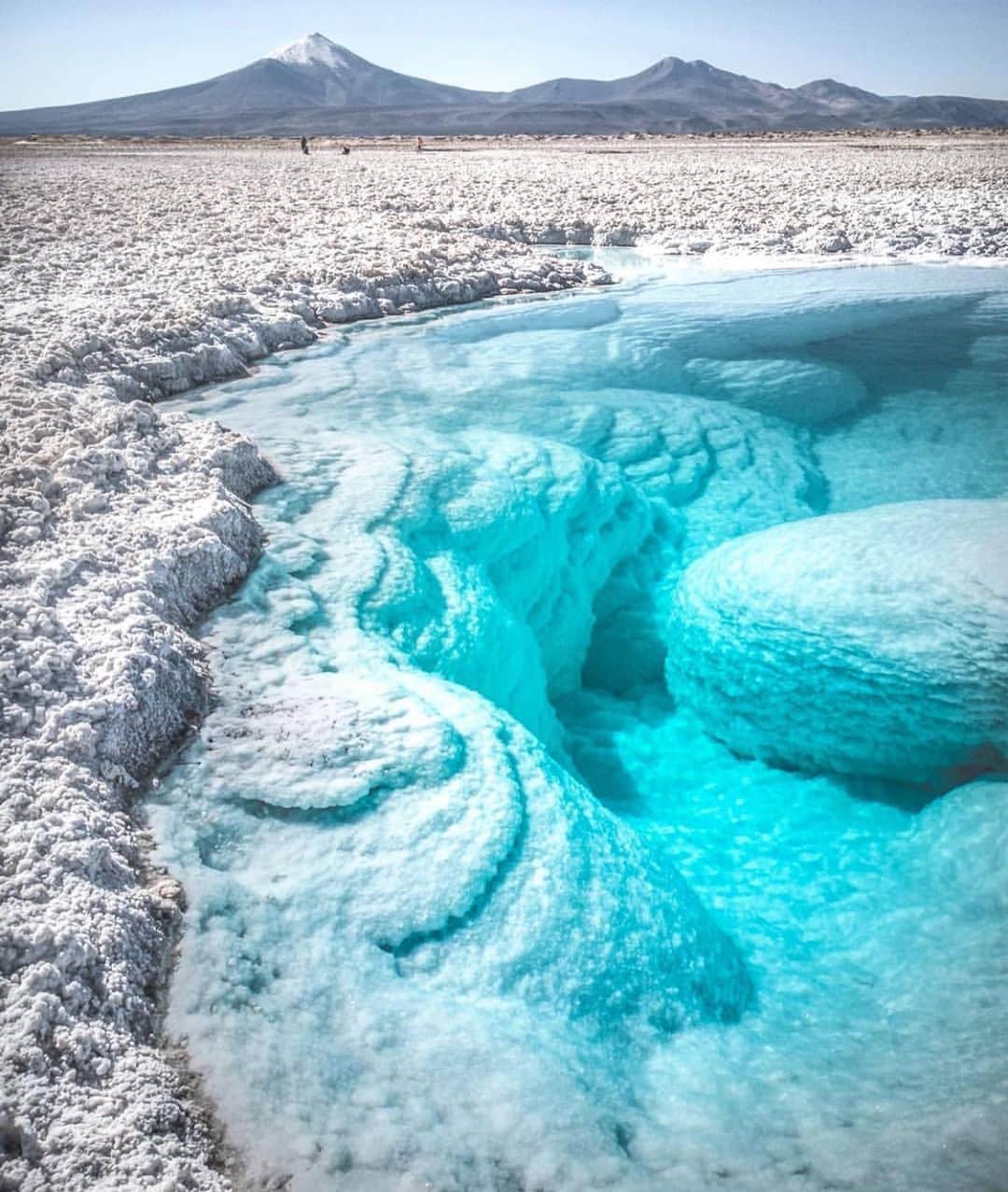 The Cool Hunterさんのインスタグラム写真 - (The Cool HunterInstagram)「Crystal blues of Salar De Pedernales, Chile @simple.dp #thecoolhunter」5月13日 21時14分 - thecoolhunter_