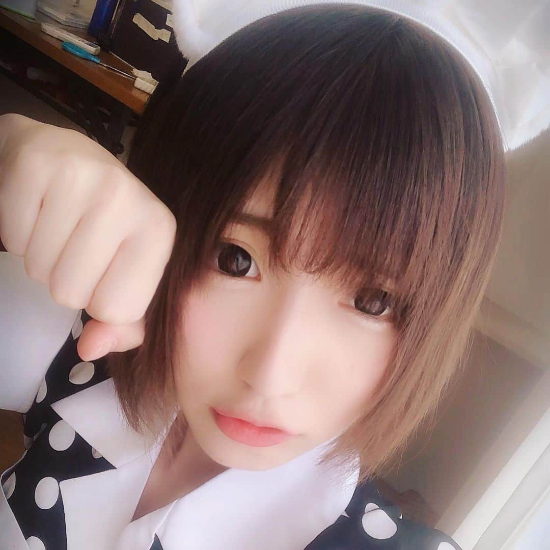 若月まりあ（若月瑪麗亞）さんのインスタグラム写真 - (若月まりあ（若月瑪麗亞）Instagram)「本日の撮影は沢山したんだ❤ アイドル衣装だったり男装だったりチアガールだったり...😊💗」5月13日 21時14分 - maliawakatsuki_official