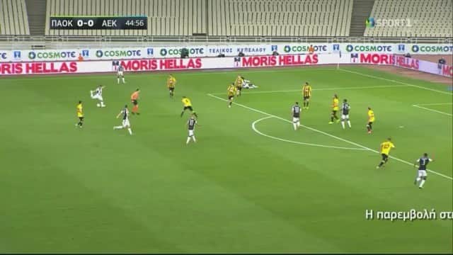 チュバ・アクポムのインスタグラム：「Oooooo PAOKARA !! Exo trela mes to mialo !!! ⚪️⚫️😍💪🏾」