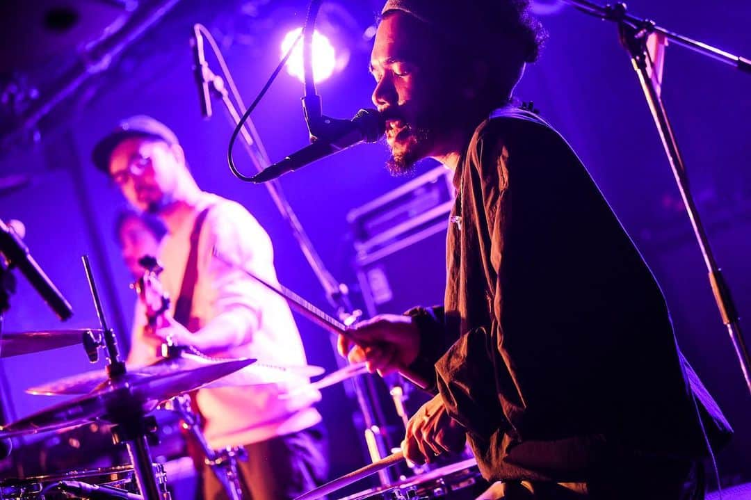 room onziemeのインスタグラム：「👥🎊👥﻿﻿﻿﻿﻿﻿﻿﻿﻿﻿ ﻿﻿﻿﻿﻿﻿﻿﻿﻿﻿ - ROOM 4TH ANNIVERSARY -﻿﻿﻿﻿﻿﻿﻿﻿﻿﻿ ﻿﻿﻿﻿﻿﻿﻿﻿﻿﻿﻿ ■STUDIO ROOM at club JOULE﻿﻿﻿ ﻿﻿﻿ 最高のサウンドと空気を体感できる、まるで音楽スタジオ。﻿﻿﻿ 画面からは伝わらない「リアル」を誰かと共有できる壁のない音楽の空間へ。﻿﻿﻿ ﻿﻿﻿﻿﻿﻿﻿ -------------------------------------﻿-------﻿﻿﻿﻿﻿ Ovall @ovall_japan﻿ ﻿-------------------------------------﻿-------﻿﻿﻿﻿﻿﻿﻿﻿﻿﻿﻿﻿﻿﻿﻿ #room_jp」