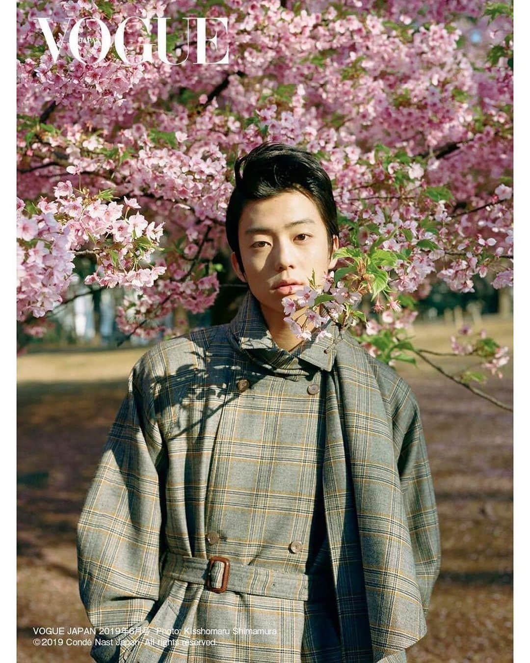 Kisshomaru S.さんのインスタグラム写真 - (Kisshomaru S.Instagram)「Kentaro Ito @kentaro_official_ for Vogue Japan @voguejapan .  The story of Kentaro Ito, Takumi Kitamura, Taishi Nakagawa, Hayato Isomura, and Kenshi Okada.」5月13日 21時35分 - kisshomaru