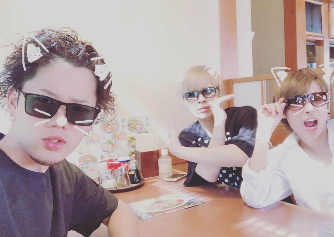 Yutaのインスタグラム：「ハルくんとデート楽しかった😆  ロスで俺のこと思い出してね😆」