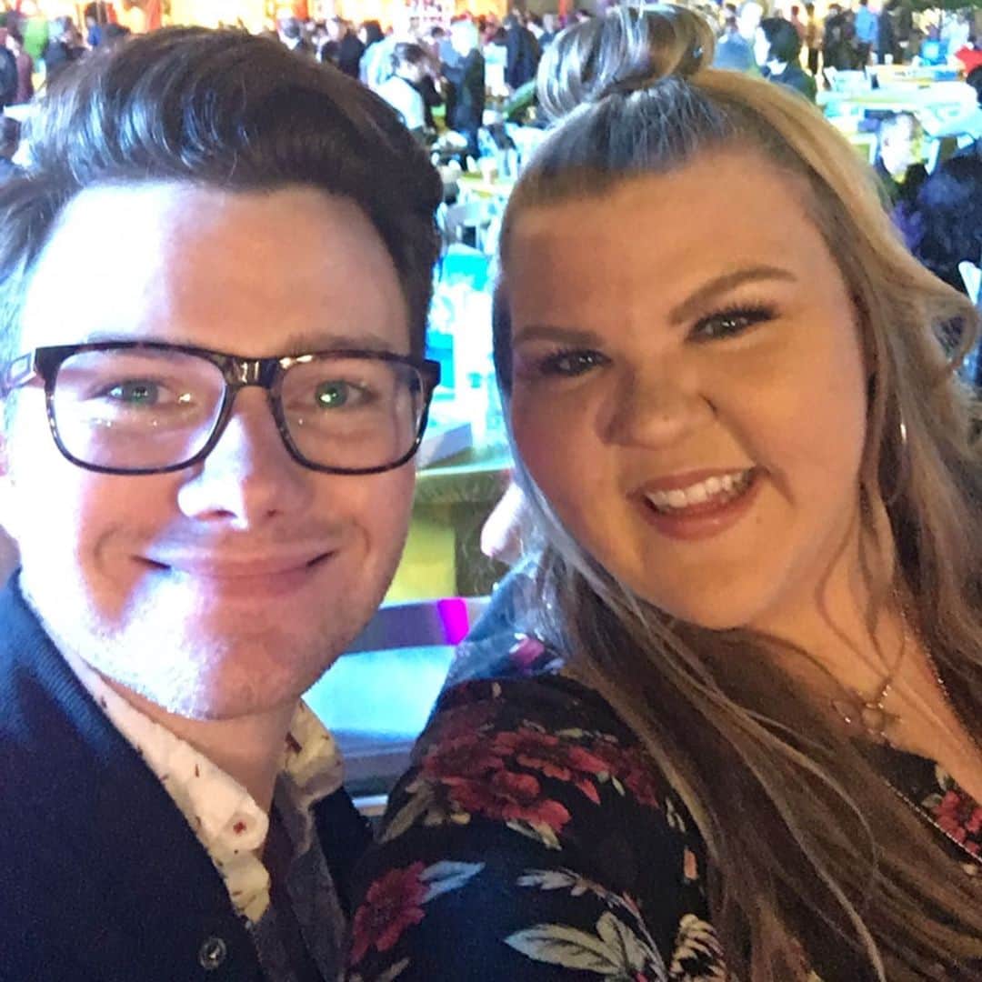のインスタグラム：「🎶 Simply the best 🎶 Happy birthday to my @chriscolfer! I love you with my whole heart. The world is so lucky you were born. ❤️❤️❤️」