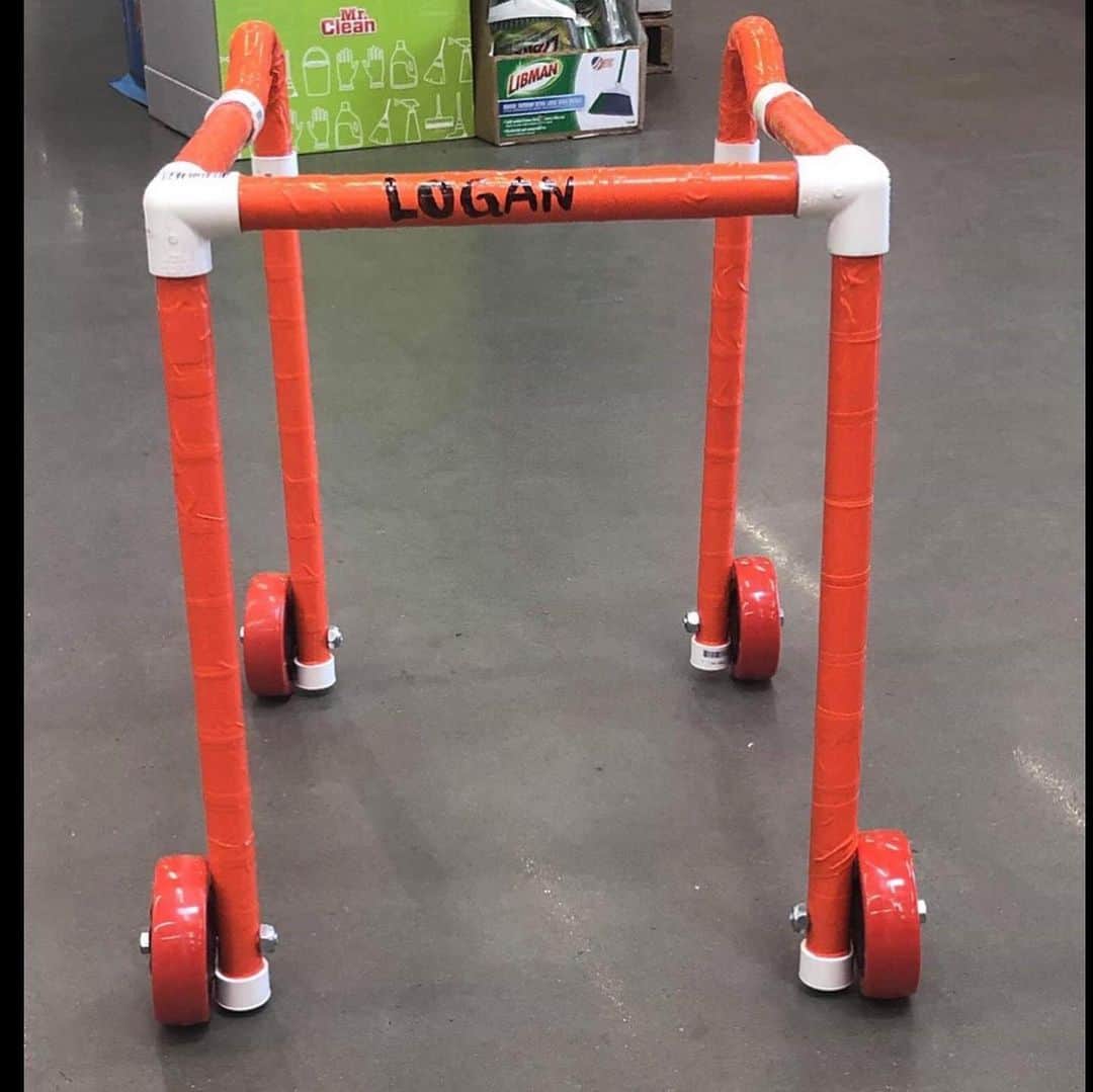 CNNさんのインスタグラム写真 - (CNNInstagram)「This 2-year-old boy has hypotonia, a syndrome that impacts his muscle tone and makes it hard to get around. When Logan's parents walked into Home Depot looking for supplies for a DIY walker, employees went above and beyond. They built him a walker out of PVC pipes and put his name on it. They refuse to accept a dime. "I couldn't believe they were willing to do that. It took everything I had not to cry because it hasn't been an easy road for my son. He has had a hard time doing things that would be easy for most children his age," Logan's mother, Christian Moore. (📸: Christian Moore)」5月28日 10時29分 - cnn