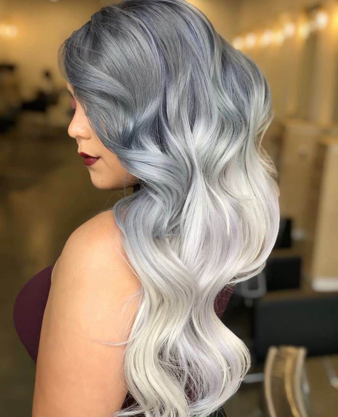 CosmoProf Beautyさんのインスタグラム写真 - (CosmoProf BeautyInstagram)「Our #LTCawards Ready #hairoftheday goes to @hairbyfranco for this picture-perfect smokey ombre, lifted with @pravana Ultra Light and toned with #Chromasilk --- 👇 Rules Below!👇 1️⃣Tag your photo #LTCready #cosmoprofbeauty #licensedtocreate 2️⃣Show us your red carpet ready, high-fashion style against an uncluttered background (bonus points if you incorporate our black & gold colors)✨ 3️⃣Mention any products used to color or style the hair --- #repost #hairbyfranco #redcarpetlook #ltcawardsglam #redcarpetglam」5月28日 10時32分 - cosmoprofbeauty