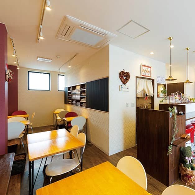 Lunch Fan ! ☆ 金沢 ランチ カフェ スイーツさんのインスタグラム写真 - (Lunch Fan ! ☆ 金沢 ランチ カフェ スイーツInstagram)「* 「Lunch Fan! vol.17」掲載中のお店をご紹介！ * 「ハッシュドポークとごはんのセット」 * ～ハッシュドポークとごはんのセット・サラダ～ * 自家製手作りスイーツやパンのほか、フードメニューも豊富に揃う「ののん」のランチ。 春は苺、夏は桃、秋は芋や栗、かぼちゃなど季節の素材を使ったパフェも大人気です。 * * >>>「Lunch Fan! vol.17」利用で950円→500円！ ※有効期限は2019年7月31日まで。 >>>その他の「Lunch Fan! vol.17」掲載のお店は( @lunch_fan）にて✨ * * #ののん  #ハッシュドポーク #自家製 #パン #パフェ #スイーツ #デザート #甘いもの #甘いもの好き #カフェ #Cafe #カフェ巡り #野々市カフェ巡り #野々市市カフェ #野々市カフェ #ランチ #lunch #石川県 #野々市市 #野々市 #野々市ランチ #野々市グルメ #野々市ランチスポット #野々市ランチ情報 #ランチ本 #lunchfan #ランチファン」5月28日 11時14分 - lunch_fan