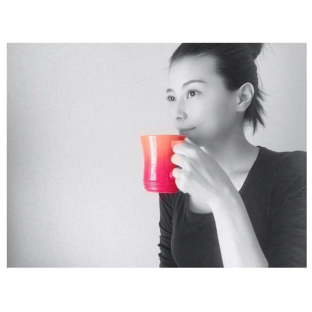 七瀬遥さんのインスタグラム写真 - (七瀬遥Instagram)「Good morning😉☕️ 今日は少し涼しくなって過ごしやすそうだな☀️ #morning#coffee#cafe#smile#love#friend#good#happy#smile#tokyo#japan」5月28日 11時18分 - haruka_mh