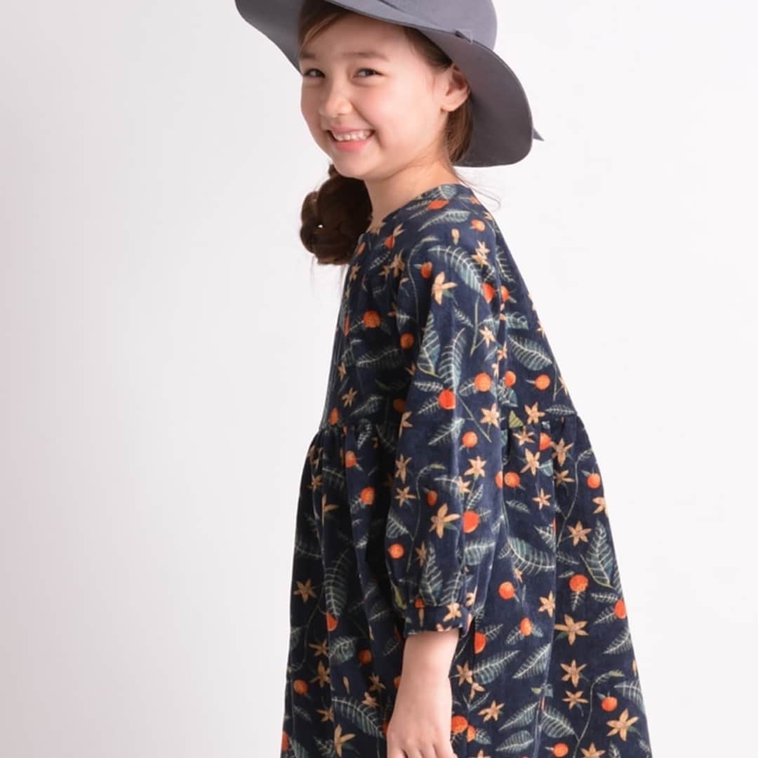 coucou manon フォトイベントをする子供服ブランドのインスタグラム