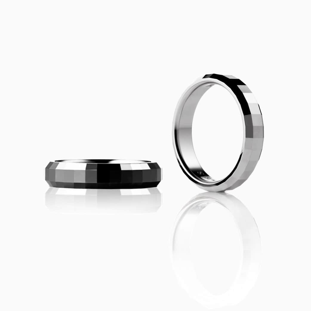 コアジュエルスさんのインスタグラム写真 - (コアジュエルスInstagram)「volcan®︎corejewels #corejewels #blackdiamond  #diamond #ring #bridalring #art #jewelry」5月28日 12時00分 - corejewels_lab