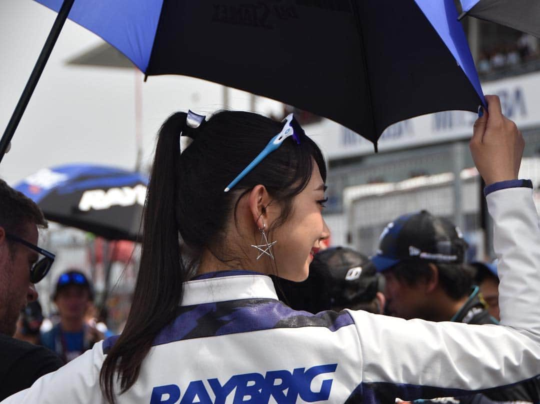 相沢菜々子さんのインスタグラム写真 - (相沢菜々子Instagram)「#SUPERGT Rd.3 鈴鹿サーキット  お疲れ様でした！✨ 両日共に真夏日で暑かったですね🔥 . TEAM KUNIMITSU は熱くて実力があるチームです タイ戦、楽しみにしましょう🔥 . たまには沢山お写真を載せてみようと思いまして🤔 選んでたら電車乗り過ごした😳」5月28日 12時00分 - nanako_aizawa