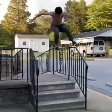 オルタモントのインスタグラム：「@chris_wimer firing it up this holiday weekend 🔥 // 📹: @christianyepez_ // #CFADC」