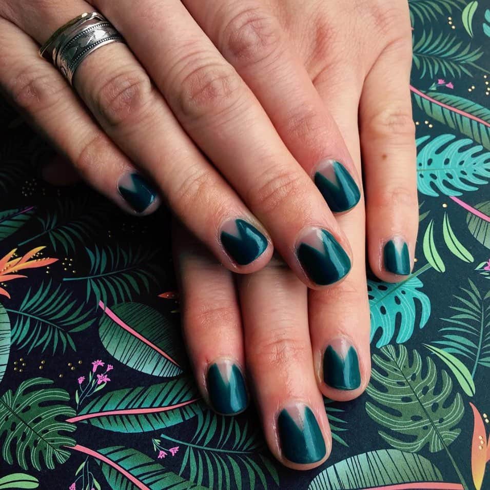 OPIさんのインスタグラム写真 - (OPIInstagram)「Feeling summer vibes with this negative space mani using #AmazOnAmazOff ! Thanks for sharing @cosmic_claws  we're #OPIObsessed #ColorIsTheAnswer #tealnails #tropical #notd #nailsaddict #manicure #naildesign #negativespacenails」5月28日 12時19分 - opi