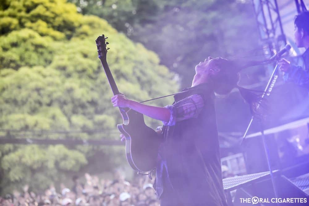 鈴木重伸さんのインスタグラム写真 - (鈴木重伸Instagram)「05.26 METROCK TOKYO 久々に髪がほどけました。 photo by AZUSA TAKADA」5月28日 12時36分 - shige__oral