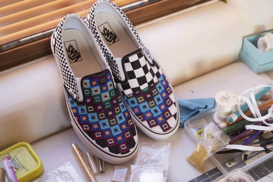 Vans Philippinesさんのインスタグラム写真 - (Vans PhilippinesInstagram)「It's your last chance to win Vans gears and a free trip to the "Meet the Waffleheads" event! 🏁 . Simply post your Vans collection story - whether it's about your Vans shoe and apparel collection, artworks, stickers or your Vans customized shoes! Just don't forget to tag #VansWafflehead and @vansphilippines so we can see your posts!  Deadline of submission of entries is until today only. #VansPhilippines」5月28日 13時02分 - vansphilippines