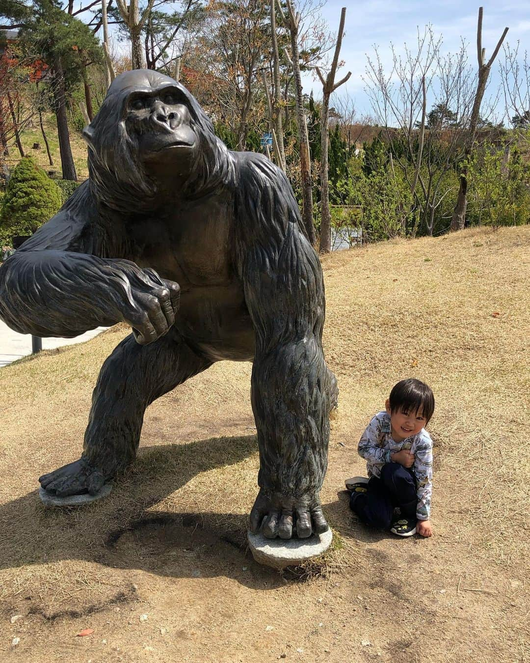 東口順昭さんのインスタグラム写真 - (東口順昭Instagram)「気持ちのいい季節になって来ました😊先日にネスタリゾートに行った写真です。 そしてゴリラクリニックで脱毛しても気持ちのいい季節になったので行って来ましたよ🦍 #ネスタリゾート#ゴリラ#ゴリラクリニック」5月28日 13時06分 - higashiguchi_official