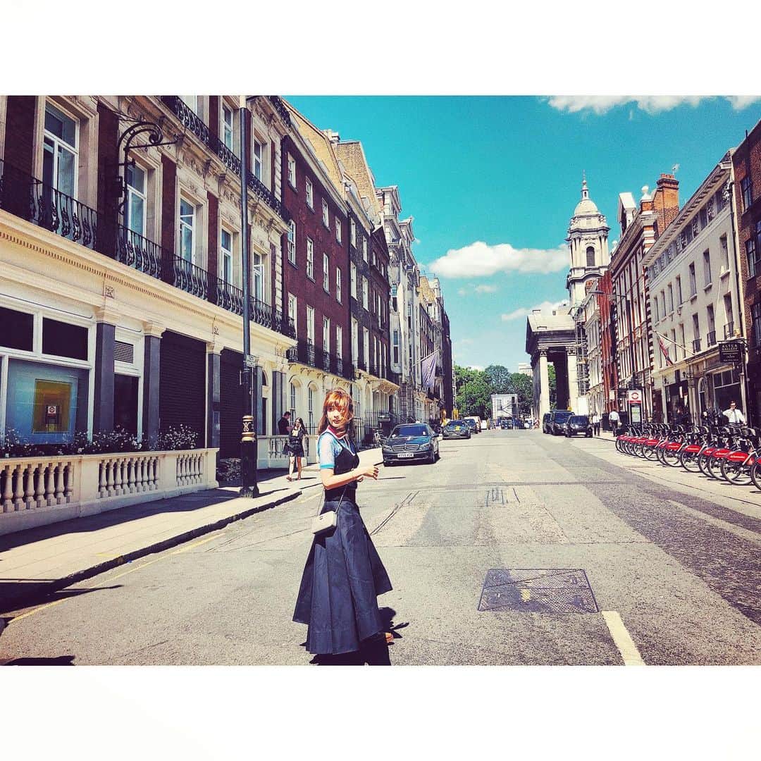 紗栄子さんのインスタグラム写真 - (紗栄子Instagram)「🇬🇧💂🏻‍♂️🌈☀️💘 #london」5月28日 13時06分 - saekoofficial