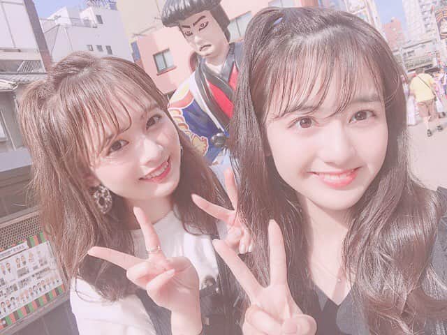 中川梨花さんのインスタグラム写真 - (中川梨花Instagram)「お姉ちゃんとは5歳離れてるよ😉似てるー✋🏻✋🏻？？」5月28日 13時22分 - rikanakagawa_official