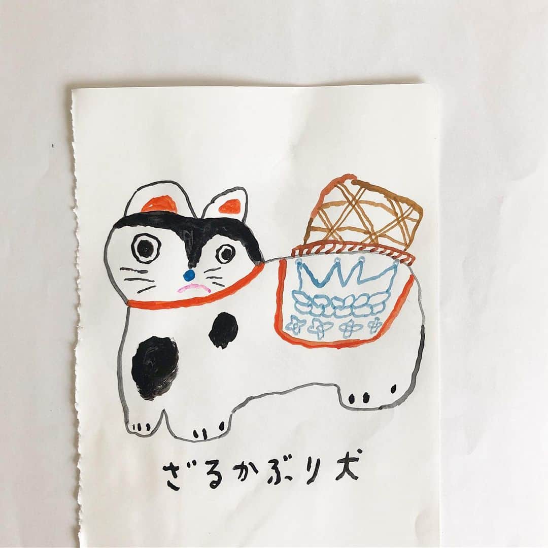 Mogu Takahashiのインスタグラム：「Do you know #ざるかぶり犬 ? Japanese folk art is very interesting and most of creature are ugly cute, he looks like a cat but actually a dog sculpture.  #japanesefolkart #mingei #民藝 #mogutakahashi」
