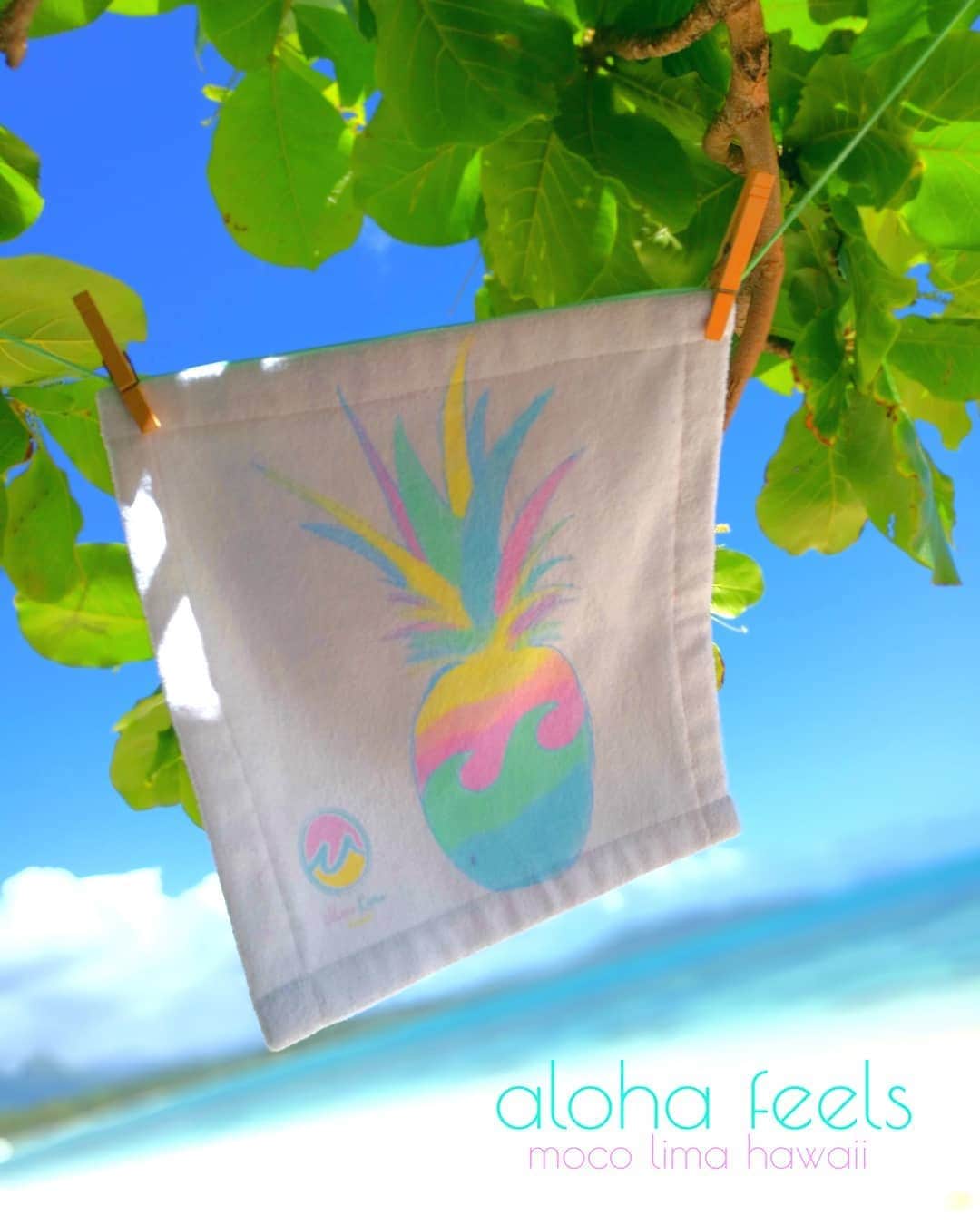 Moco Lima Hawaiiさんのインスタグラム写真 - (Moco Lima HawaiiInstagram)「New* MLH Original Hand Towel Pineapple, Designed By Moco #feel#breeze#waves#ocean#blue#trees#greens#photography#photoshoot#own#design#mocolimahawaii#original#hawaii#national#holiday#memorialday#today#ハワイ好#ハワイみやげ#ハワイ#ハワイ好きな人と繋がりたい」5月28日 13時46分 - mocolimahawaii