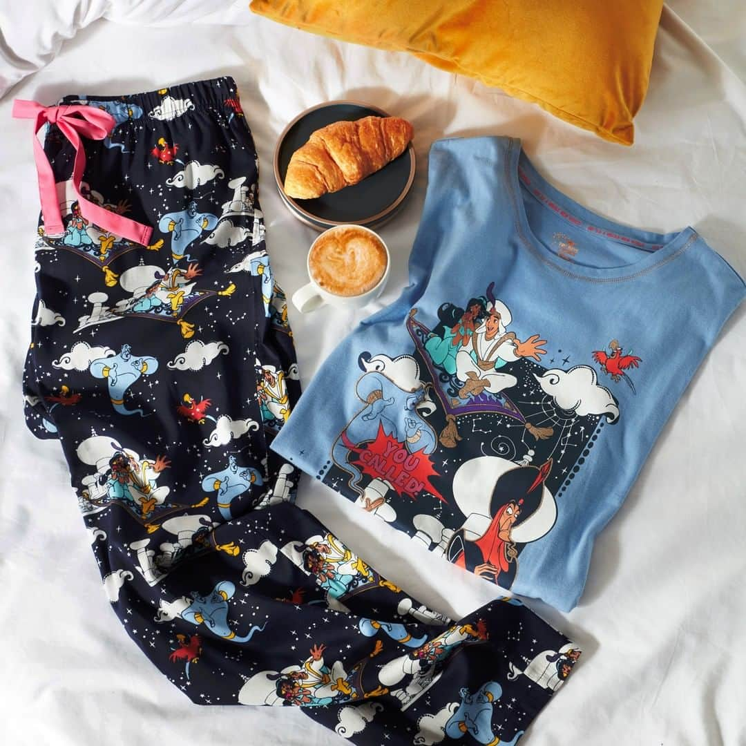 プリマークさんのインスタグラム写真 - (プリマークInstagram)「New PJs? What a genie-us idea 🧞 Top £6/€8/$9, Bottoms £9/€10/$11 #Primark #PrimarkXDisney #Aladdin #pyjamas」5月28日 15時00分 - primark