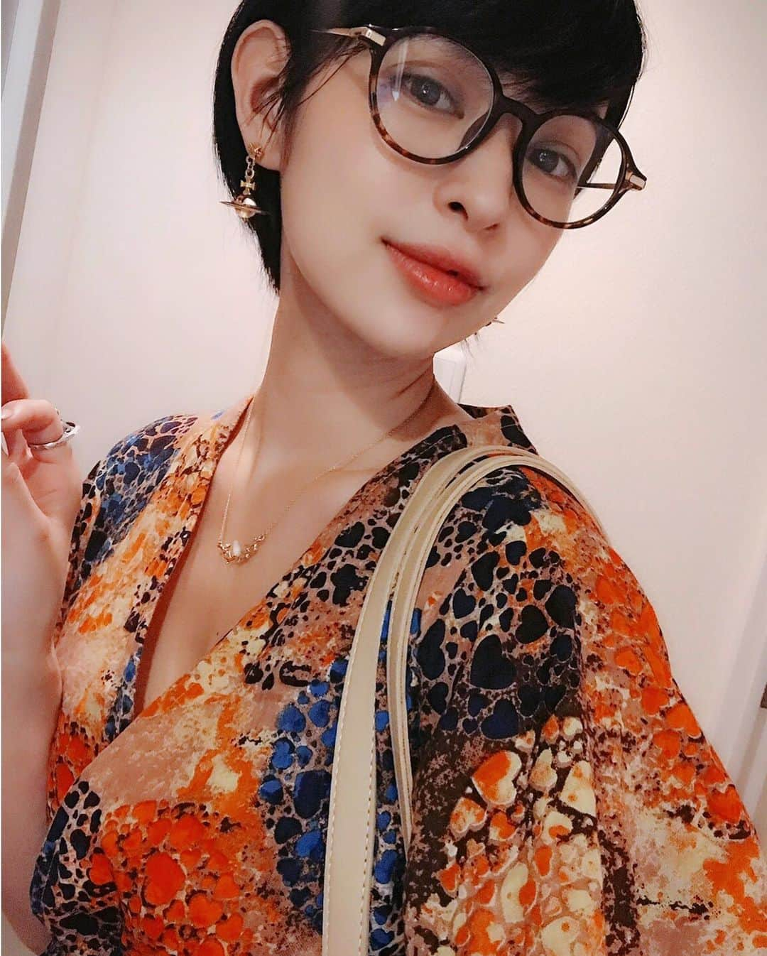 日南響子（珠麟）さんのインスタグラム写真 - (日南響子（珠麟）Instagram)「今日のわたくしとと数日前のわたくし🐣」5月28日 15時09分 - kyooko_hinami_official