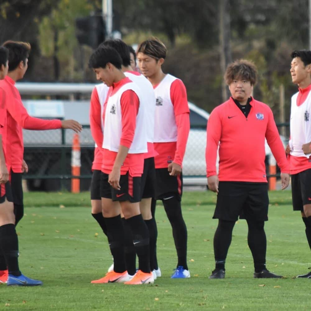 吉野恭平さんのインスタグラム写真 - (吉野恭平Instagram)「みんなで勝ち取った勝利！応援ありがとうございました！！ 新加入選手のお知らせ #しっかりカメラ目線 #MJ水野 #いつもありがとうございます」5月28日 15時42分 - kyohei_yoshino5