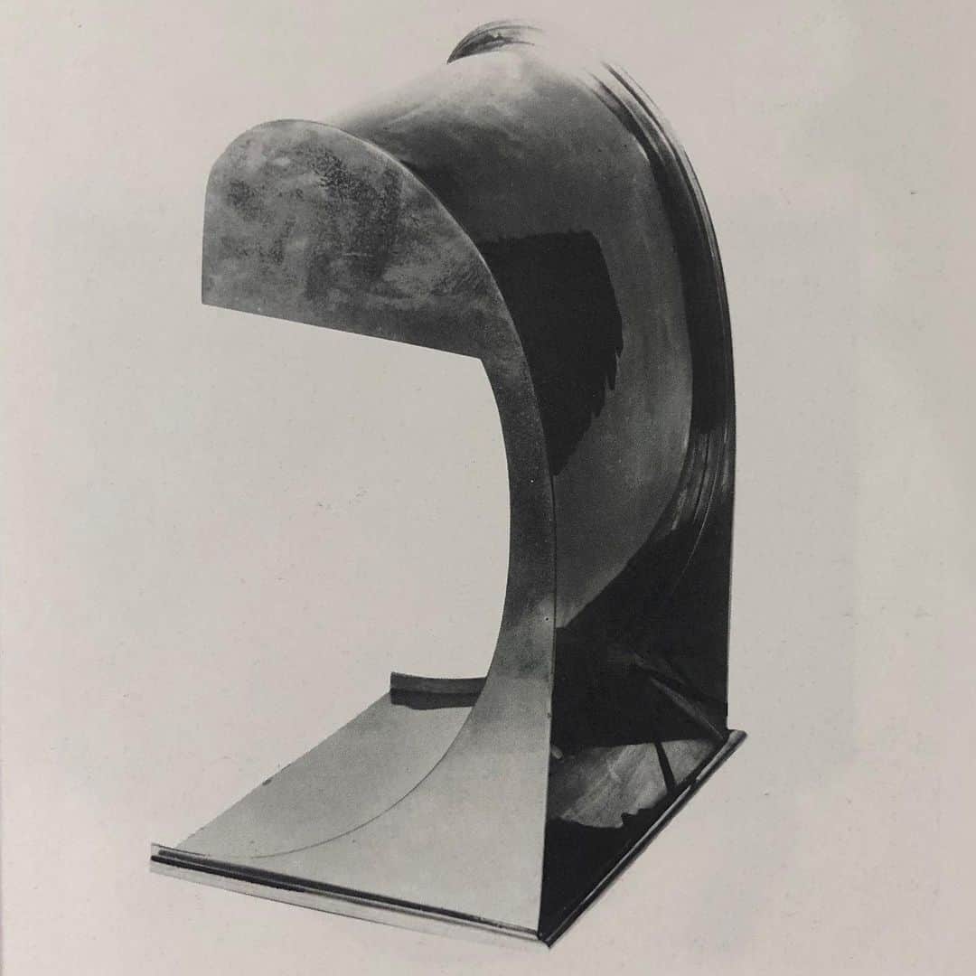 リエさんのインスタグラム写真 - (リエInstagram)「Lamp obsession.  A page from 1930 QUAND LE MEUBLE DEVIENT SCULPTURE, inspiring out of print furniture and sculpture book from @rarebooksparis . Available at the RHIÉ Store, New York.  #rarebooksparis #westvillage #RHIÉ #furnitureinspiration」5月14日 7時35分 - rhiestudio