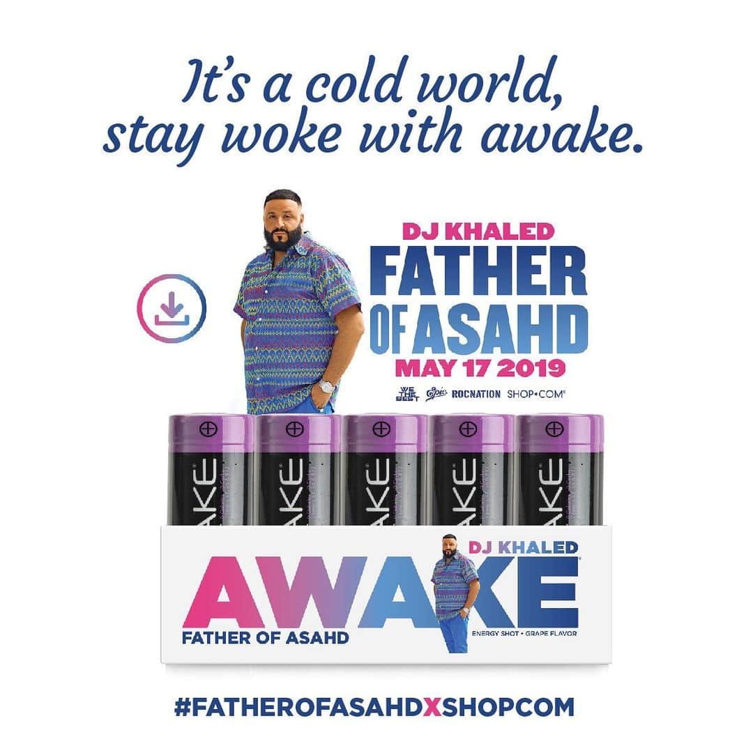 DJキャレドさんのインスタグラム写真 - (DJキャレドInstagram)「ITS A COLD WORLD! STAY WOKE! STAY AWAKE! #FANLUV! Very excited about this collaboration!! Download #FATHEROFASAHD available May 17th with limited edition bundles Awake Energy Shots & Isotonix Turn Up now! #FATHEROFASAHDXSHOPCOM  @lorenridinger @jrridinger」5月14日 8時09分 - djkhaled