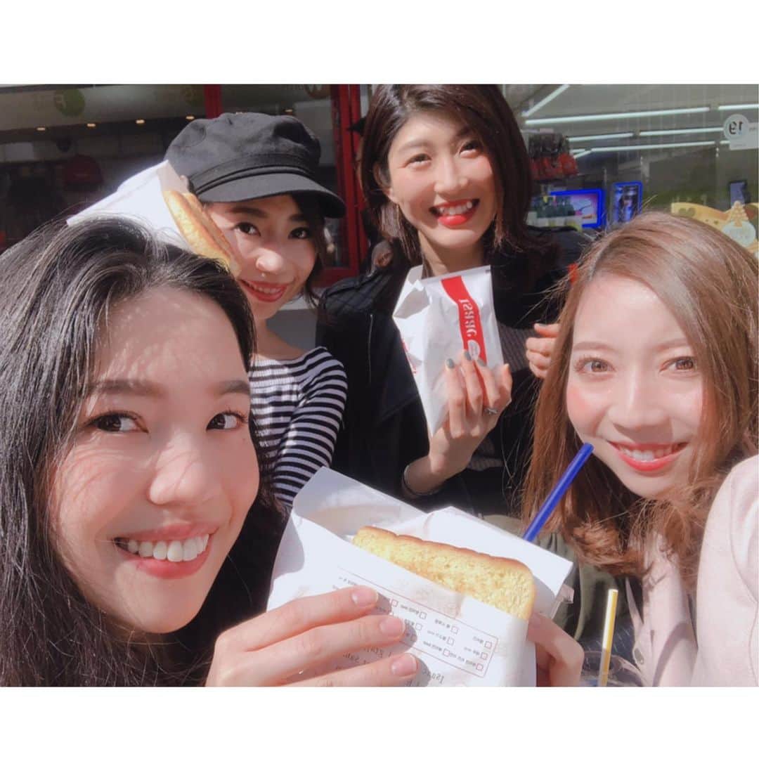 山田優依さんのインスタグラム写真 - (山田優依Instagram)「Isaac Toast Sandwich 🥪 . お砂糖が入っててちょっと甘みがあるのが美味しい🥳 . 毎回は食べてないけど3回目🤟🏻 . #korea #myongdong #Isaactoast」5月14日 8時12分 - yui_gourmetwalker