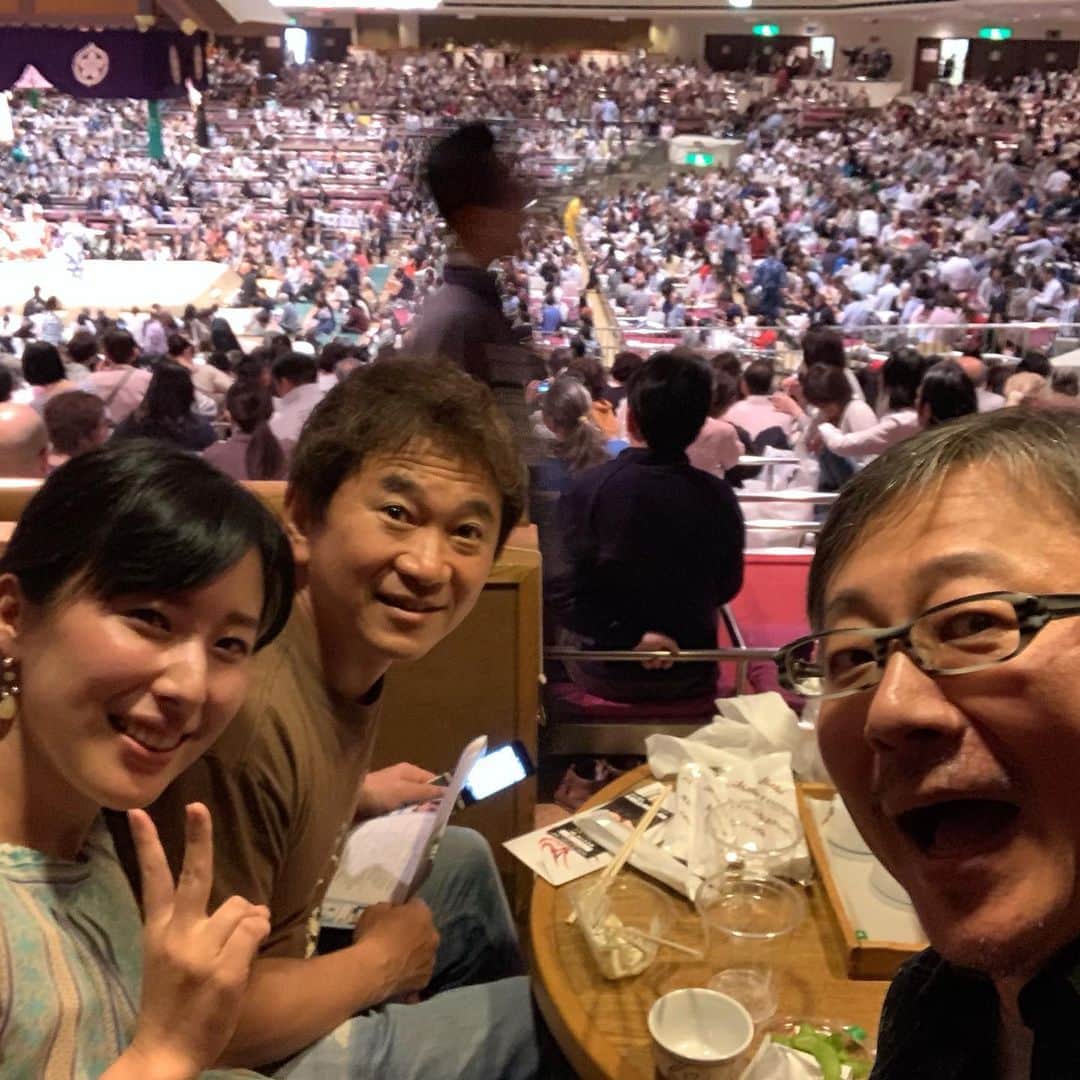 松尾貴史さんのインスタグラム写真 - (松尾貴史Instagram)「#大相撲 #五月場所 2日目。」5月13日 23時53分 - kitsch.matsuo