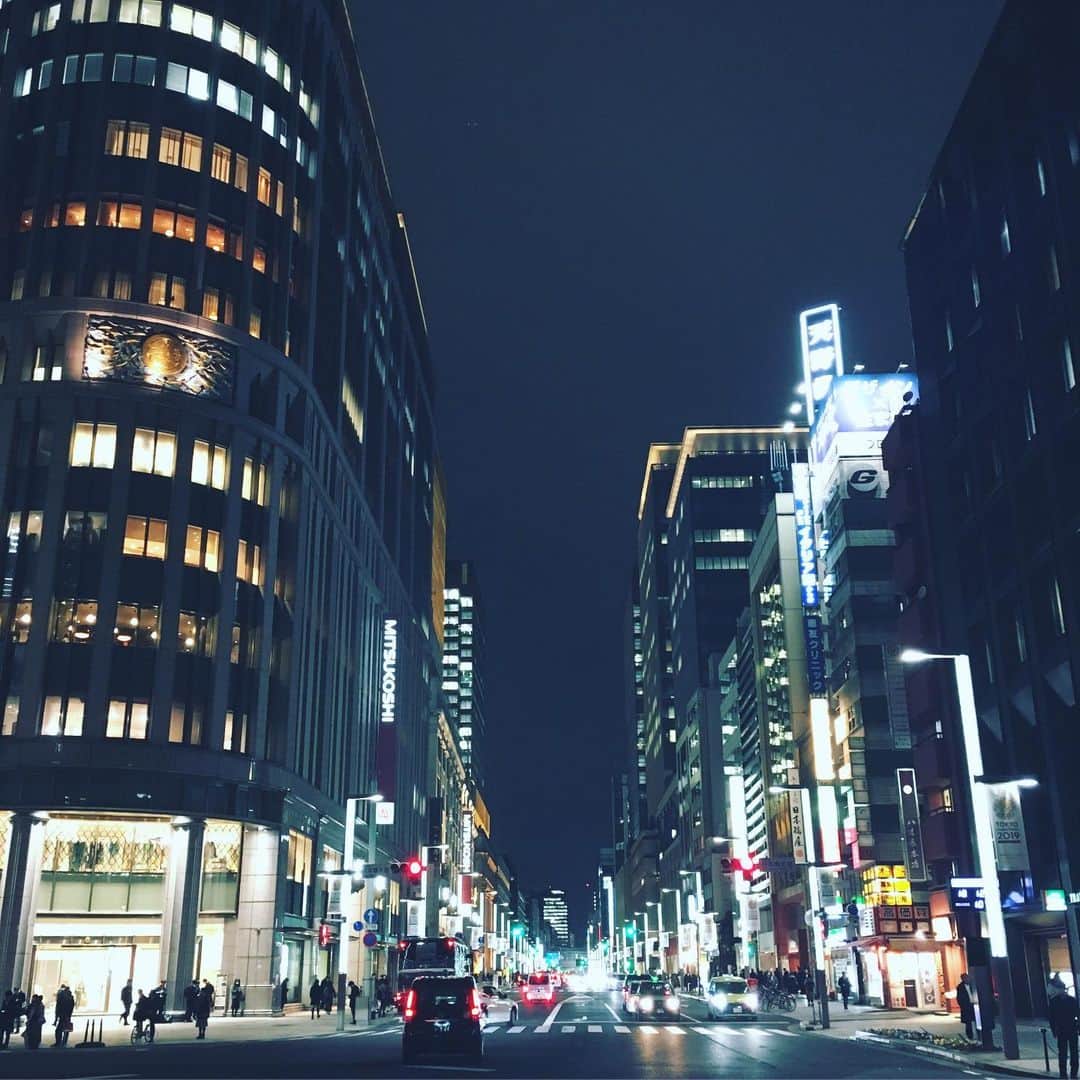 散歩の達人さんのインスタグラム写真 - (散歩の達人Instagram)「ここがお江戸日本橋。 Nihonbashi at night. #goodnight #夜景 #日本橋 #東京 #nihonbashi #tokyo #散歩の達人」5月14日 0時26分 - san_tatsu