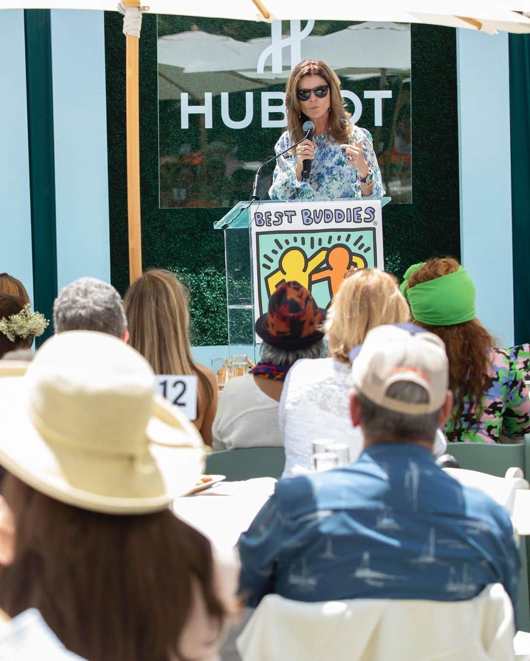 ウブロさんのインスタグラム写真 - (ウブロInstagram)「Hublot unveils new limited-edition women’s timepiece with @bestbuddies at 3rd annual mother’s day celebration hosted by @anthonykshriver and @mariashriver in #Malibu. #ClassicFusionBestBuddies @hublot_northamerica @charlottemckinney  @driverminnie @ina_tomo」5月14日 0時26分 - hublot