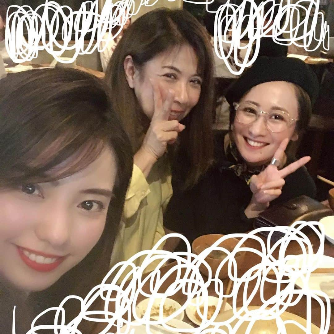 糸数美樹さんのインスタグラム写真 - (糸数美樹Instagram)「🥰🥰🥰 #happymothersday  #母の日 #みえこ #いつもありがとう #大好きよ #健康でいてください #全力で親孝行します #いっぱいキングスの試合もみにいきましょう #みきより」5月14日 0時20分 - mikitney0331