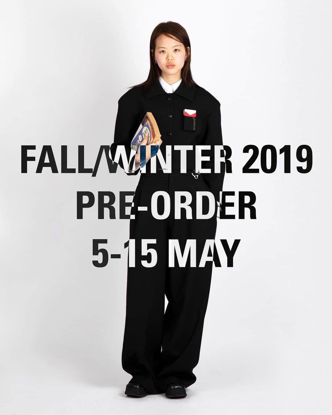 HYEIN SEOさんのインスタグラム写真 - (HYEIN SEOInstagram)「#HYEINSEO FW19 Pre-Order 5-15 May | Link in bio」5月14日 0時38分 - hyeinantwerp