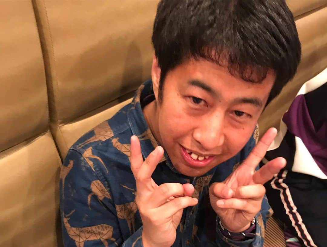 溜口佑太朗さんのインスタグラム写真 - (溜口佑太朗Instagram)「唯一の同期、ウエストランドいぐりんの誕生日会🎂」5月14日 0時41分 - loveletterztame