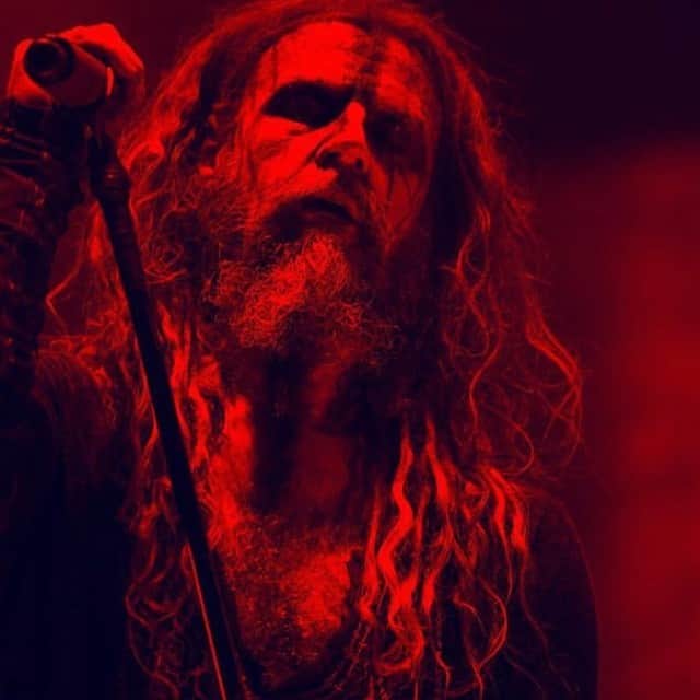 ロブ・ゾンビのインスタグラム：「Thanks to everyone who came out to rock last week! It was a blast. Next stop Scotland! See ya soon! This very groovy photo by @codykaczynski #robzombie #europeanvacation」