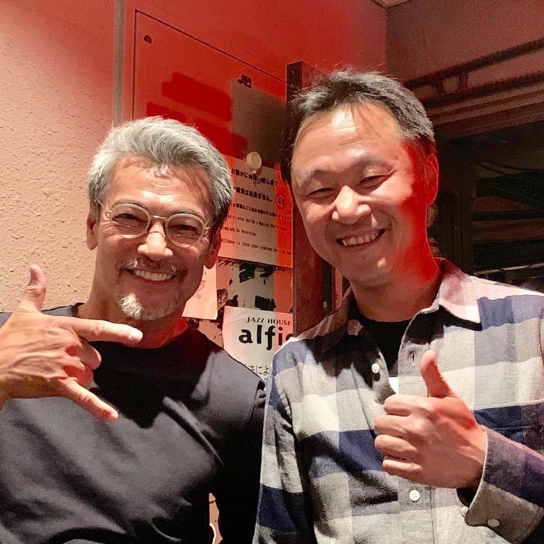 渡辺裕之さんのインスタグラム写真 - (渡辺裕之Instagram)「日野元彦師匠 20回目の命日 日野皓正クインテットのメモリアルライブに弟子達が集う。#日野元彦 #日野皓正 #六本木アルフィー #日野皓正クインテット」5月14日 0時59分 - hiroyuki6267