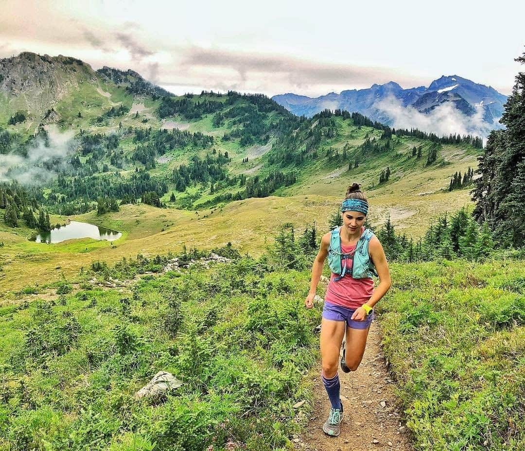 REIさんのインスタグラム写真 - (REIInstagram)「We'll choose joyfests over sufferfests any day.  Photo: @mntntrailbird in the Olympic Mountains, #Washington. #ForceOfNature」5月14日 1時25分 - rei